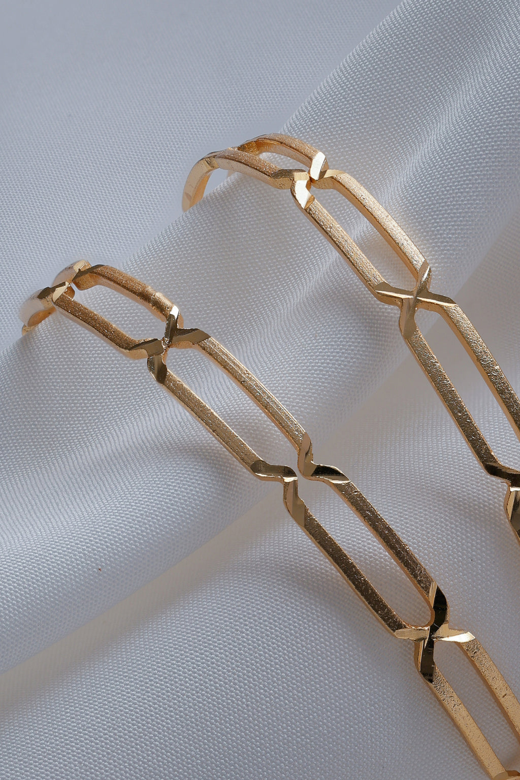 Premium Gold-Plated Geometric Bangles – Just Like Real Gold ( Set of 2)
