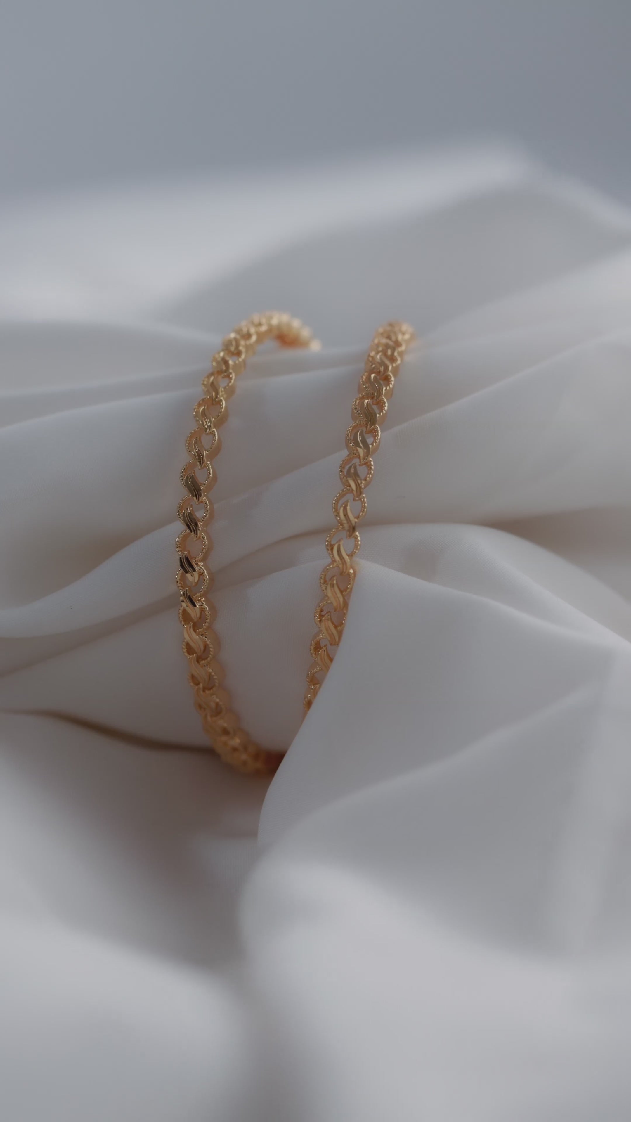 Classic Daily Wear Gold-Plated Intricate Filigree Bangles – (Set of 2)